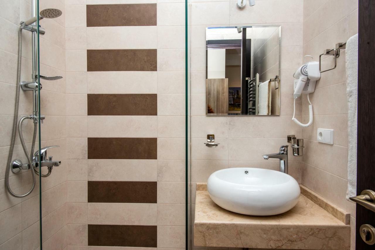 Tonusi Luxe Hotel In The Historic City Center 트빌리시 외부 사진