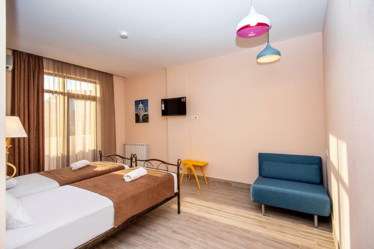 Tonusi Luxe Hotel In The Historic City Center 트빌리시 외부 사진